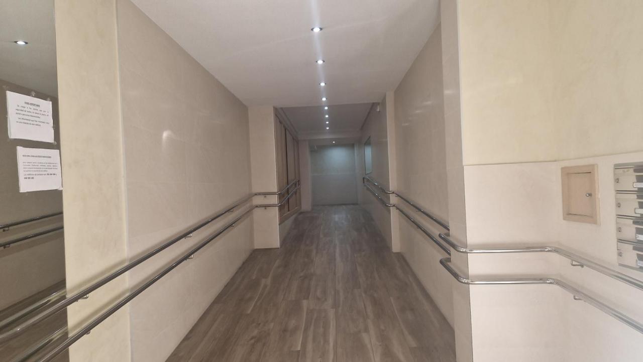 Piso Completo Centrico Y Habitaciones En El Casco Antiguo De Salamanca Exterior foto